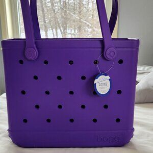 Bogg bag purple